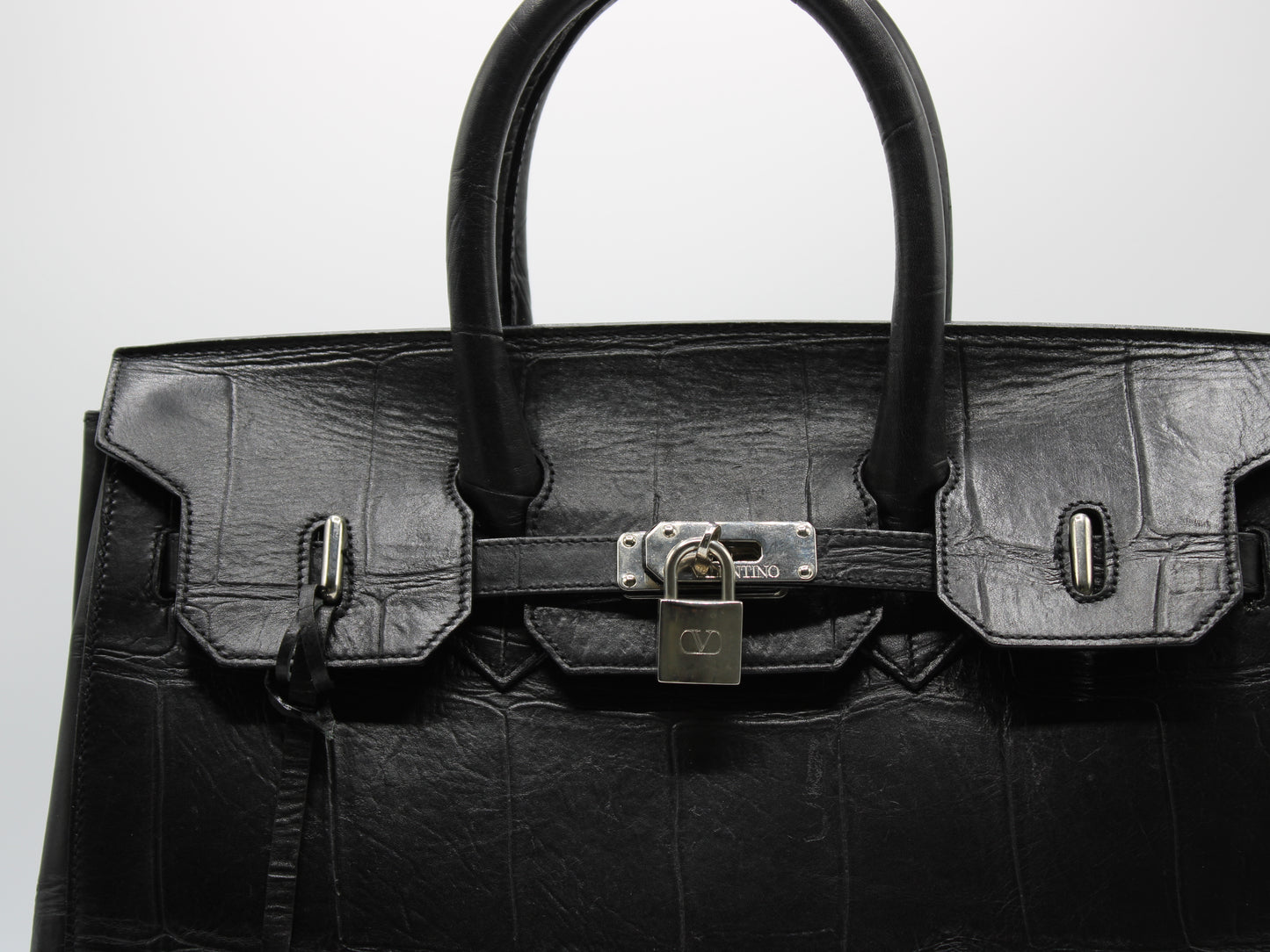 Valentino Garavani Joylock Leather Tote Handle Bag Vintage