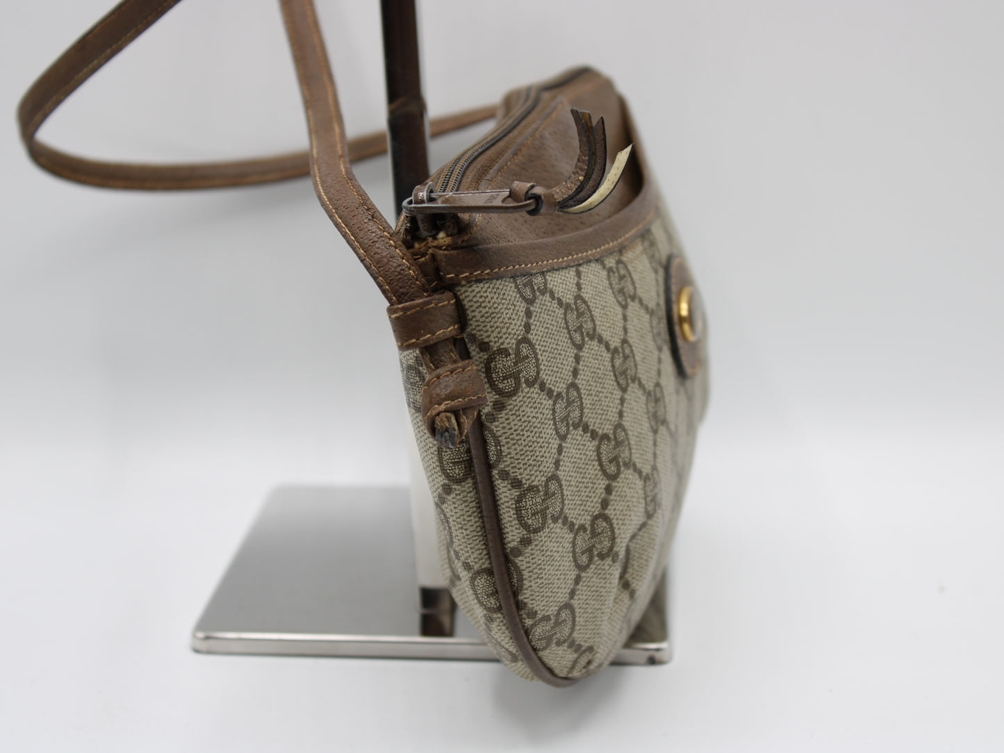 Gucci Bag GG Supreme Monogram Canvas Crossbody Brown Vintage