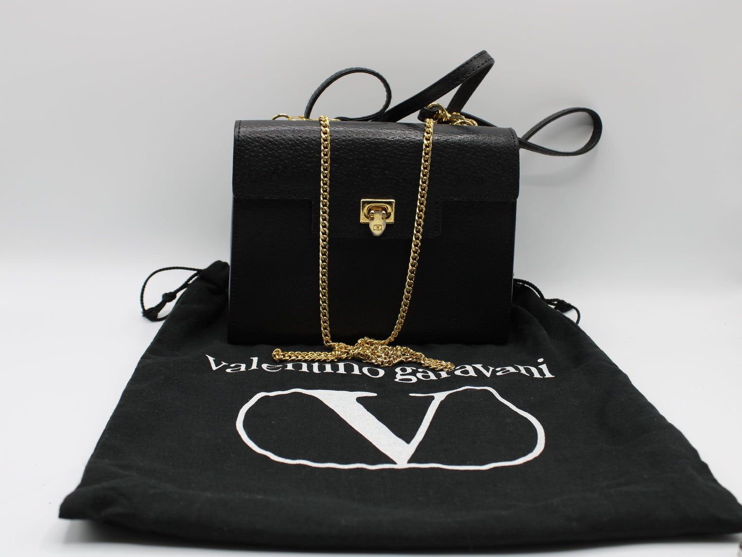 Valentino Garavani Black Leather  All Over Chain Crossbody Bag