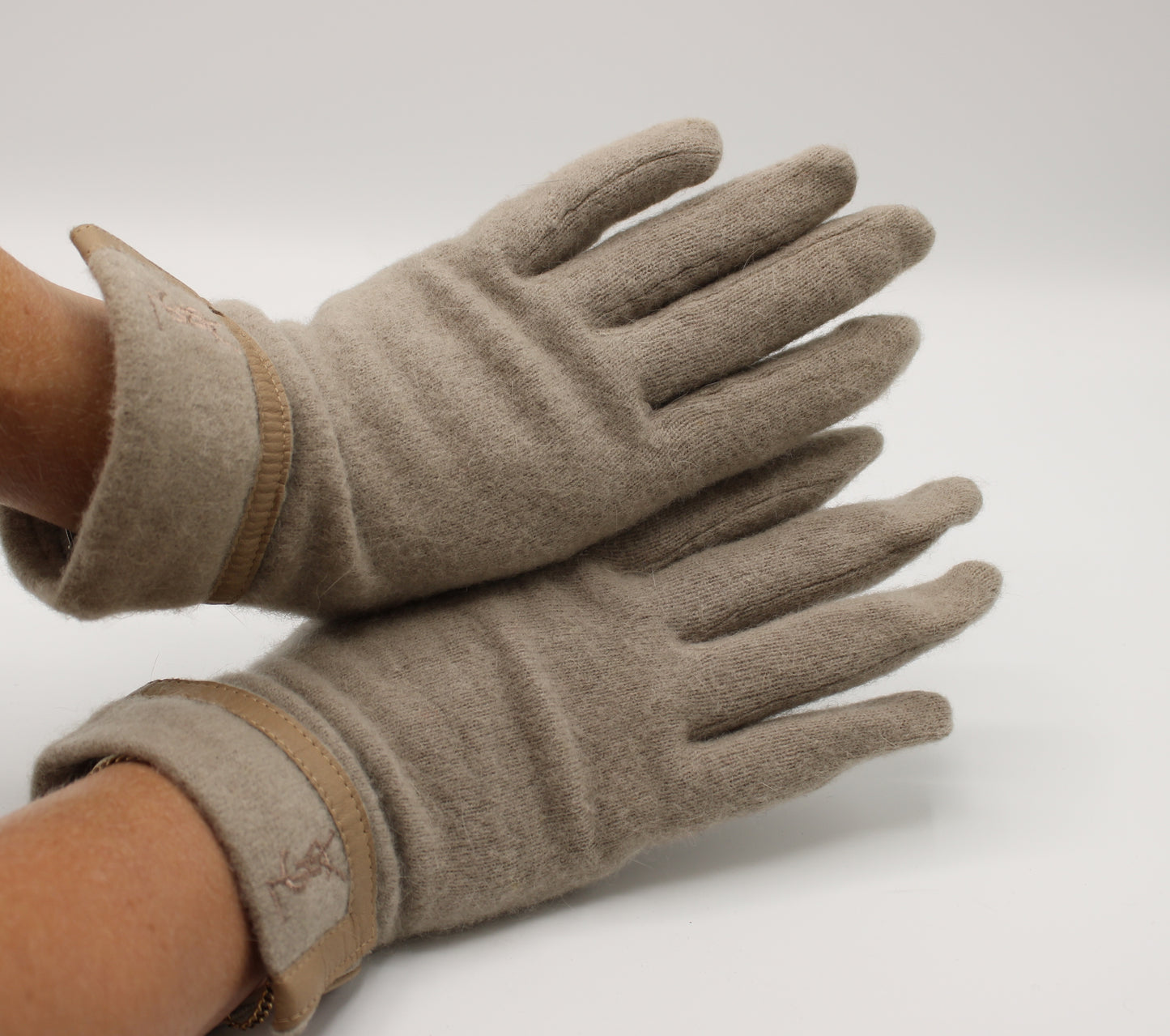Yves Saint Laurent Gloves Wool Leather Trimming YSL Logo Vintage