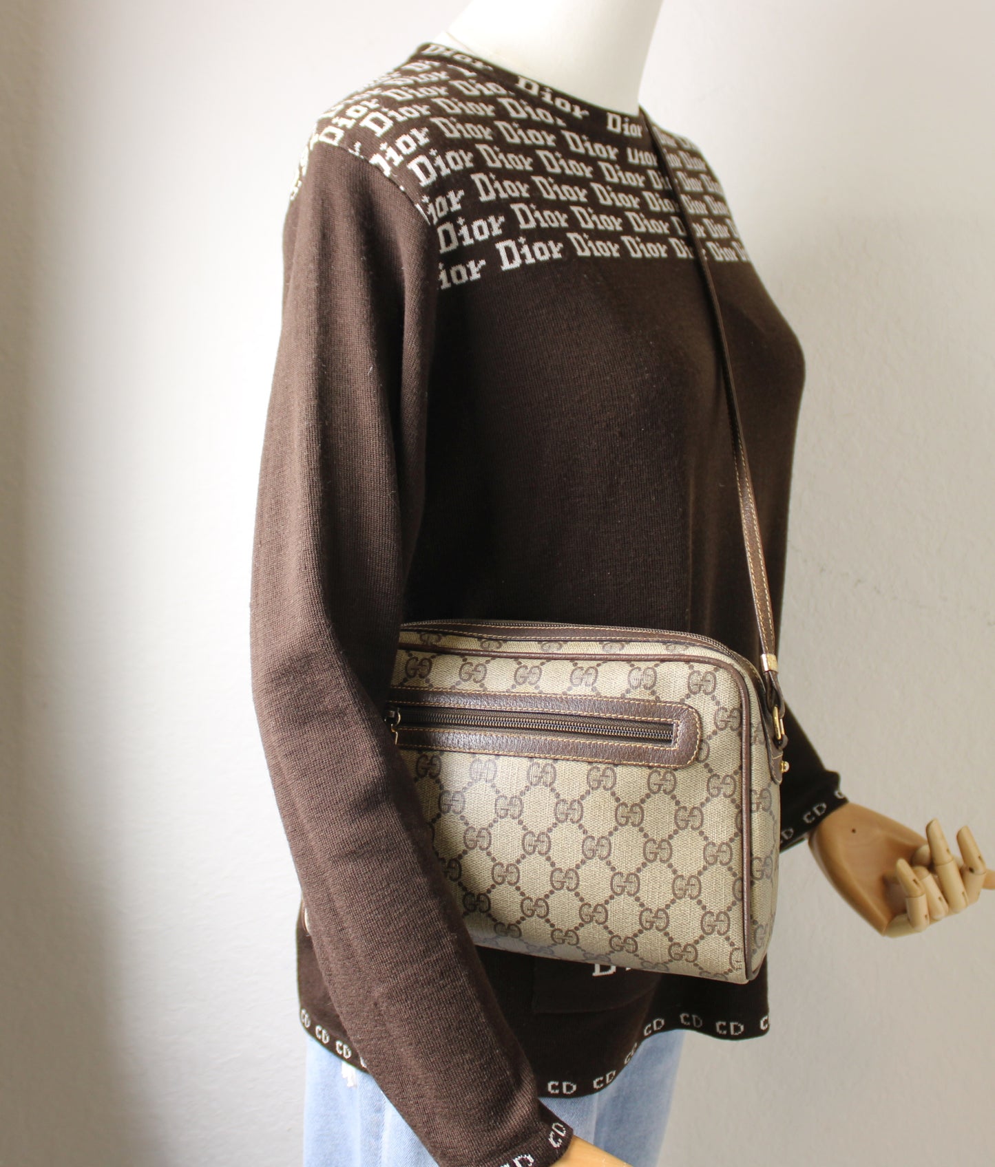 Gucci Ophidia GG Brown Canvas Crossbody Bag Vintage