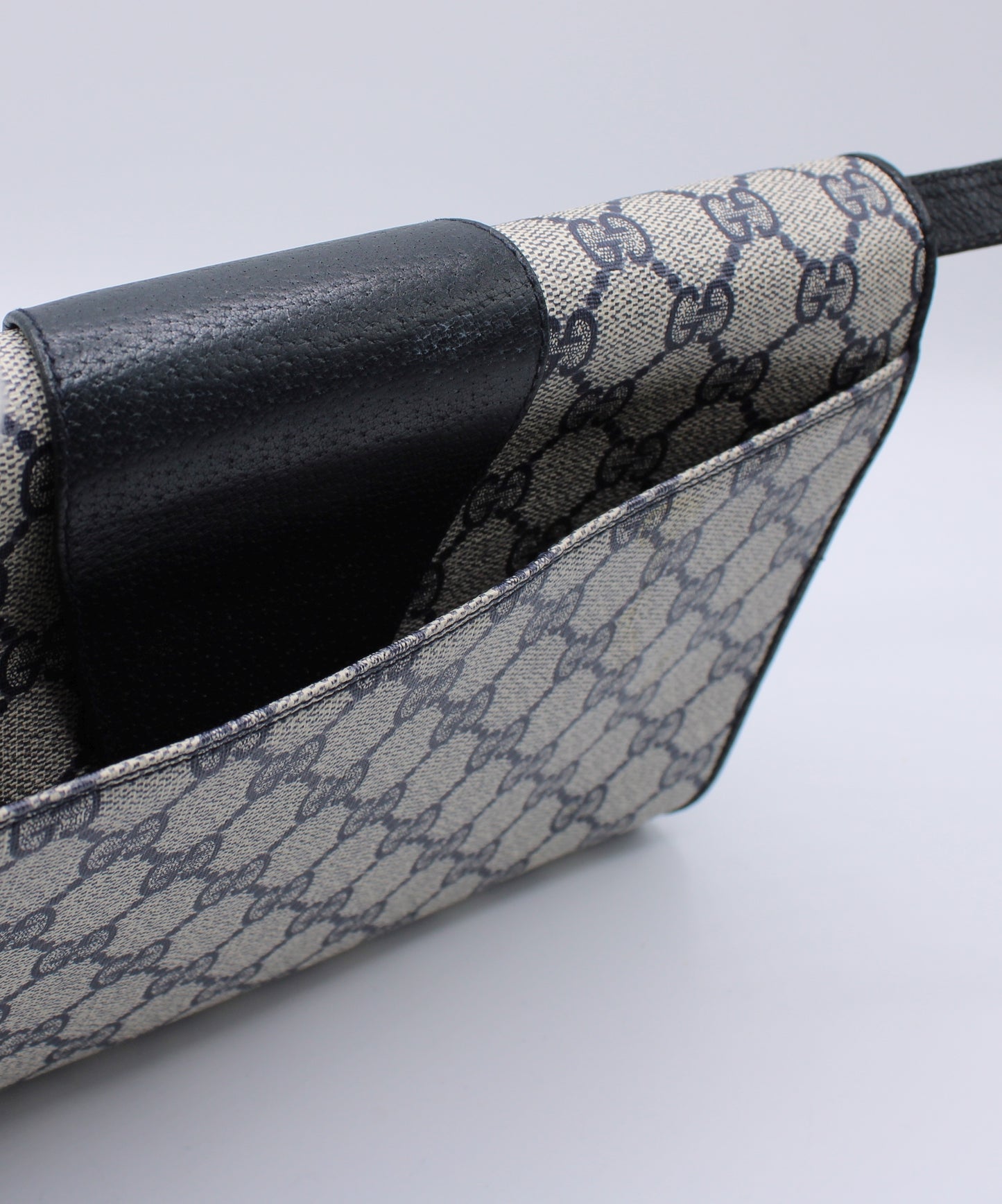 Gucci Navy GG Canvas Leather Convertible Clutch Crossbody Bag Vintage