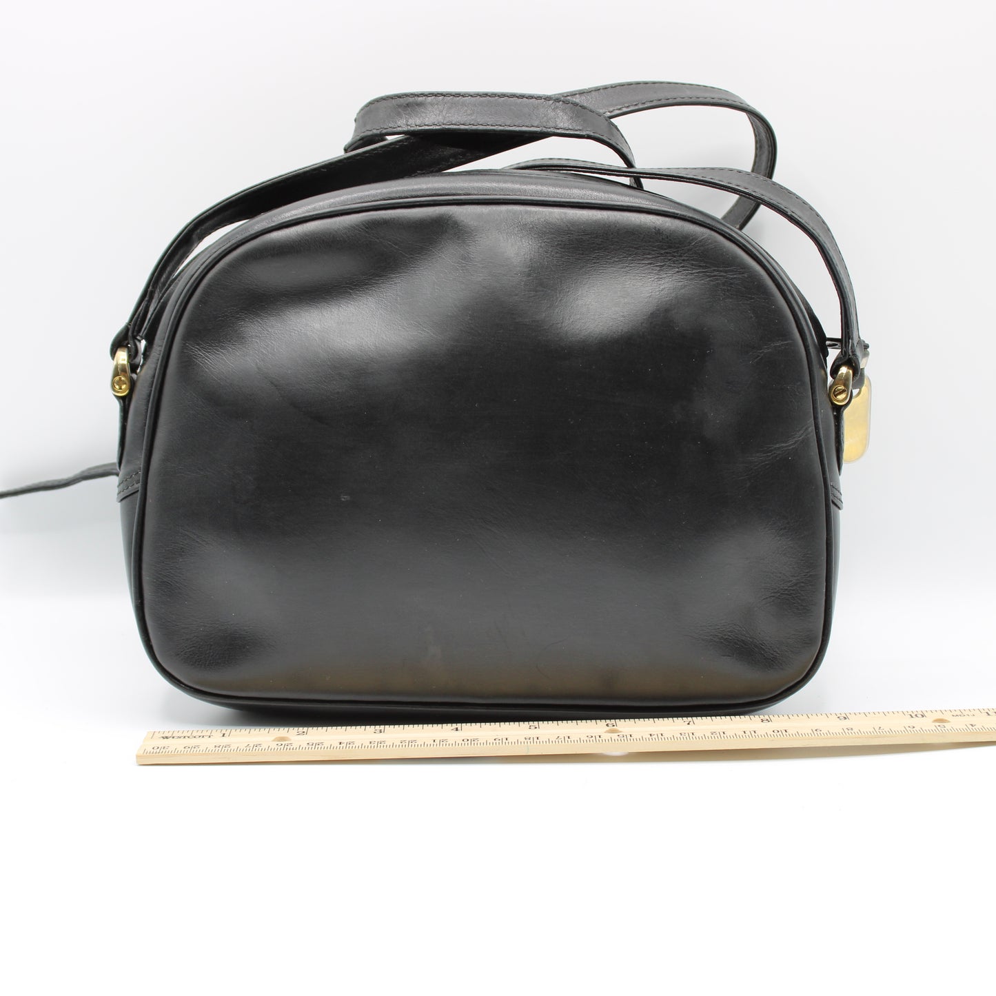 Gucci Black Leather Crossbody Bag with Logo Charm