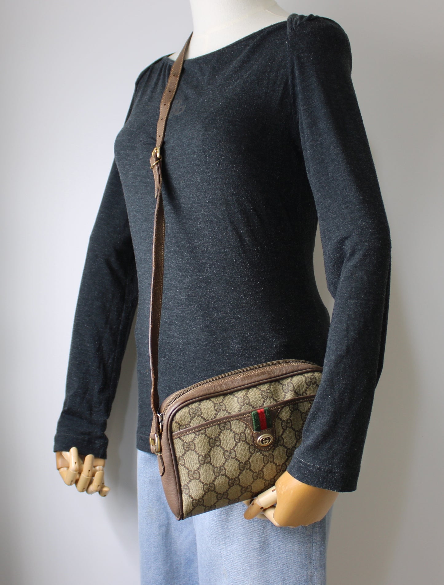 Gucci Brown GG Supreme Ophidia Monogram Canvas Crossbody Bag