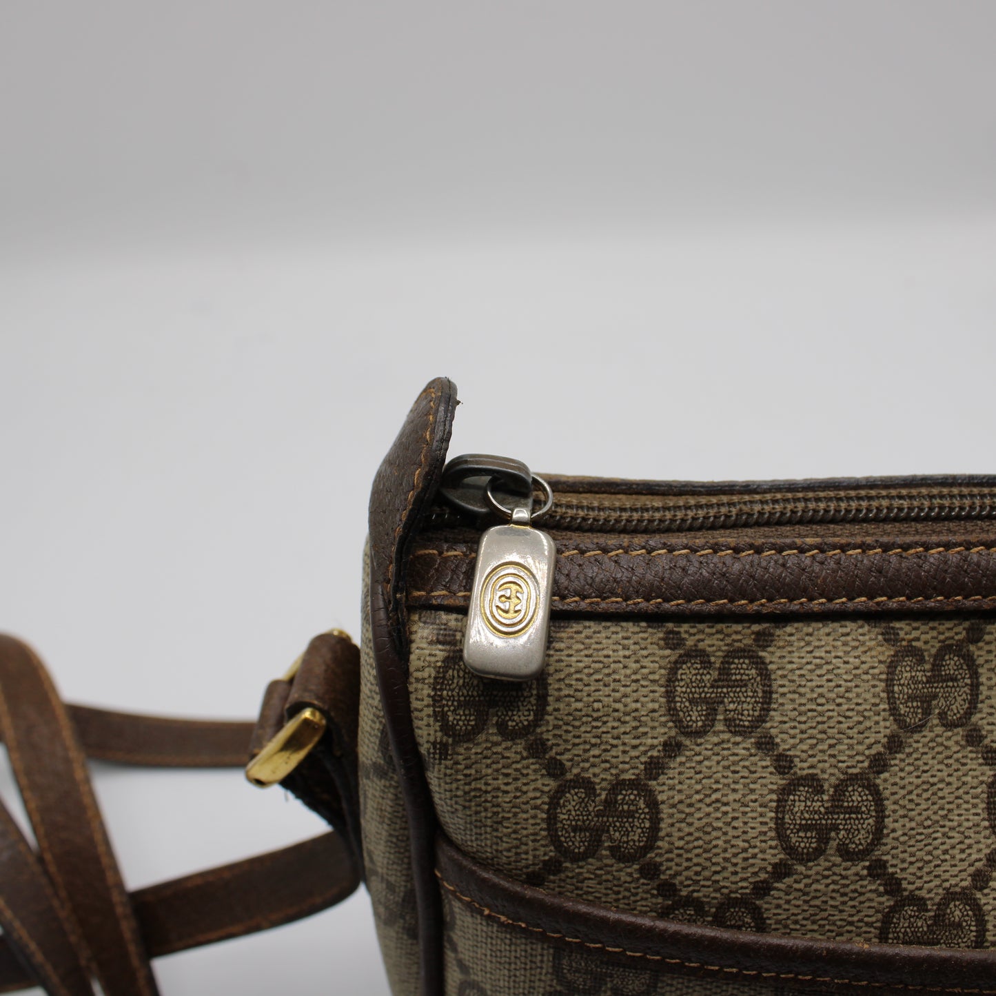 Gucci Beige Brown GG Supreme Ophidia Crossbody Bag Leather Trim