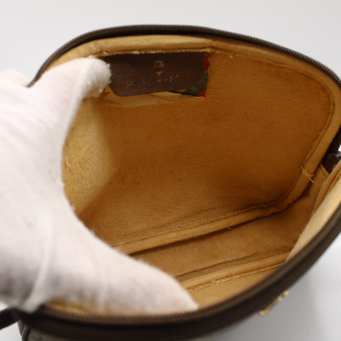 Gucci Brown GG Canvas and Leather Crossbody Pouch Bag