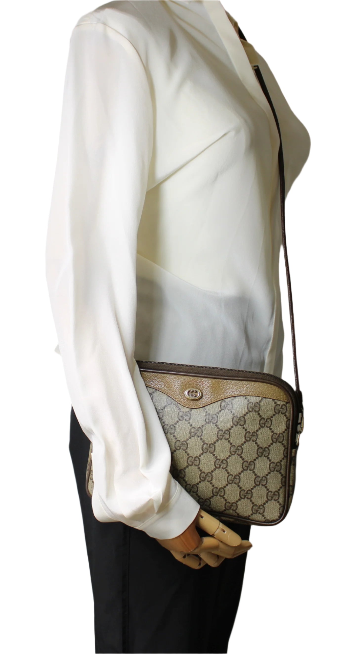 Gucci Brown GG Canvas and Leather Crossbody Pouch Bag