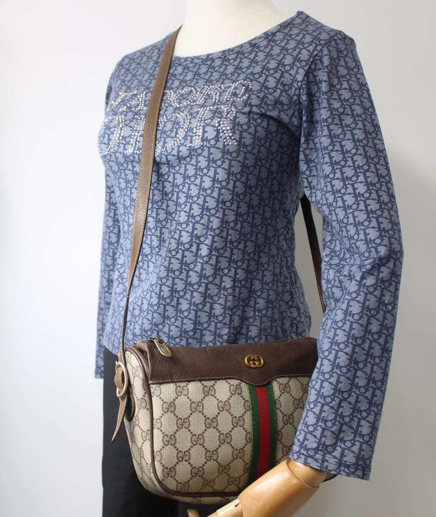Gucci Brown Leather Trim GG Supreme Canvas Crossbody Bag