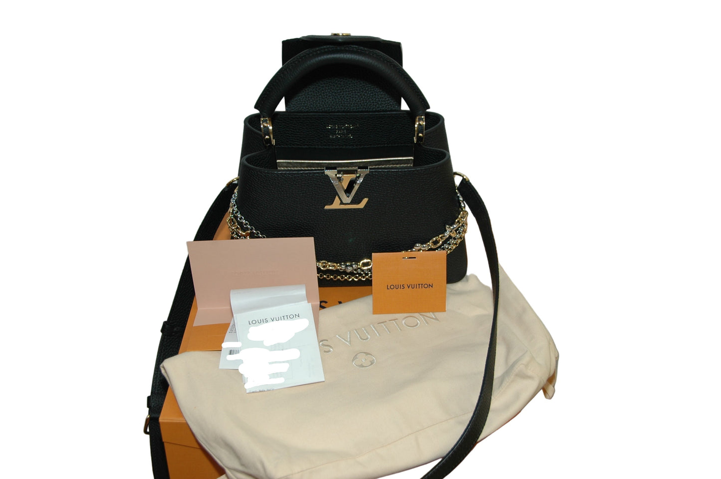 Louis Vuitton Black Taurillon Leather Capucines MM Chain On You Bag
