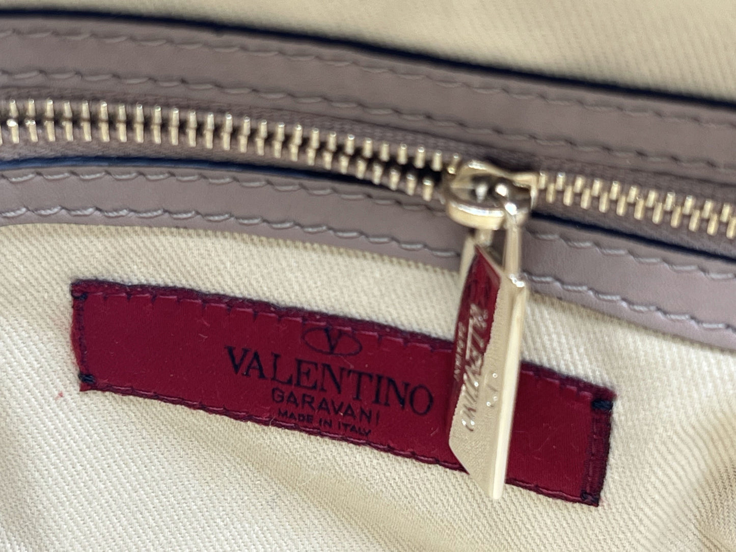 Valentino Garavani Beige Lace Overlay Crossbody Bag