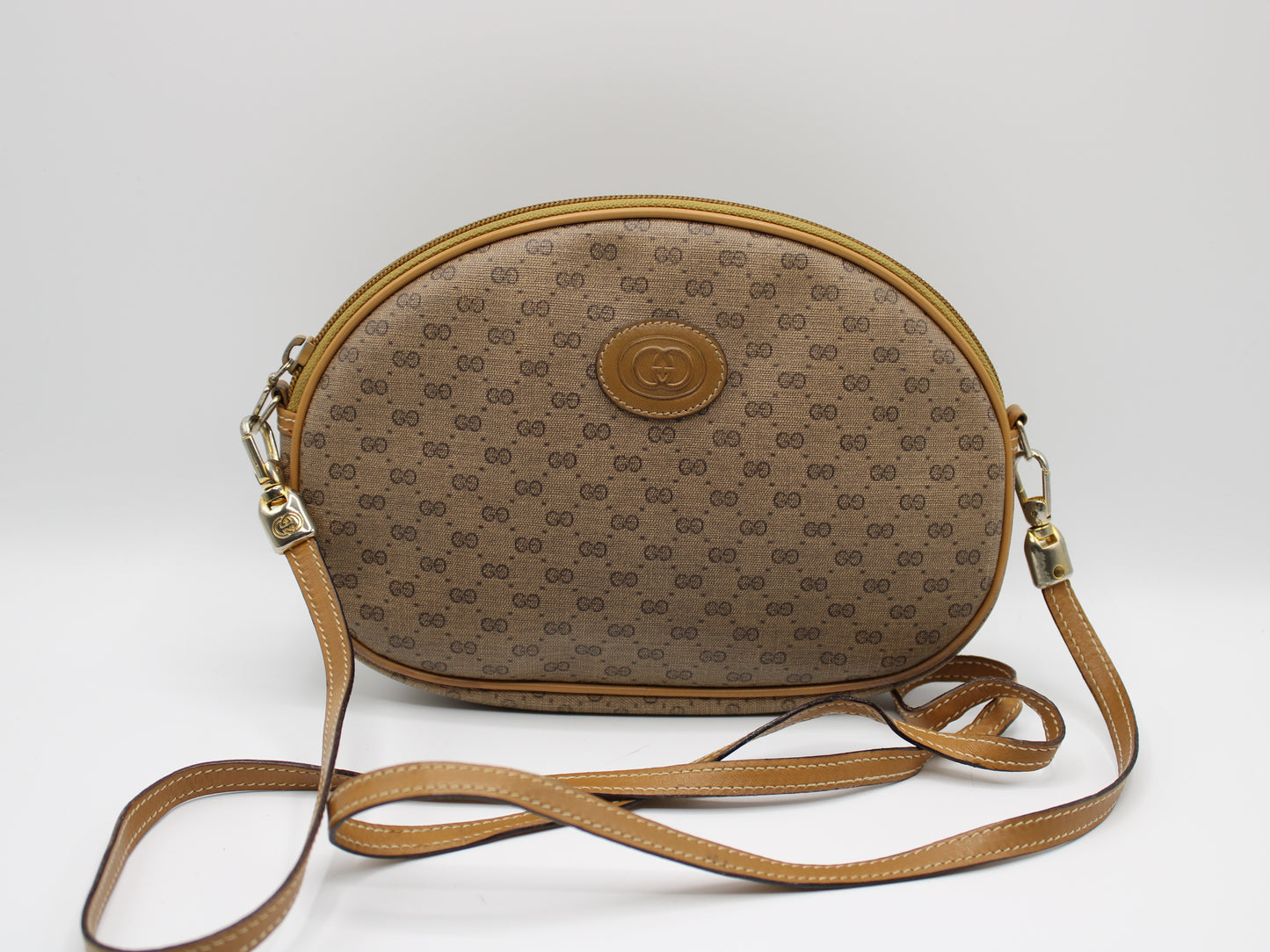 Gucci Bree Crossbody GG Brown Shoulder Bag Vintage