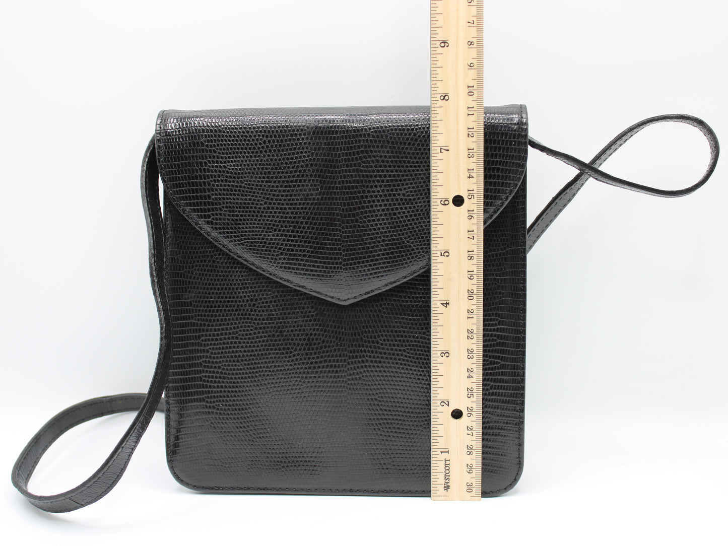 Yves Saint Laurent Lizard Leather Crossbody Chic Black Bag Vintage