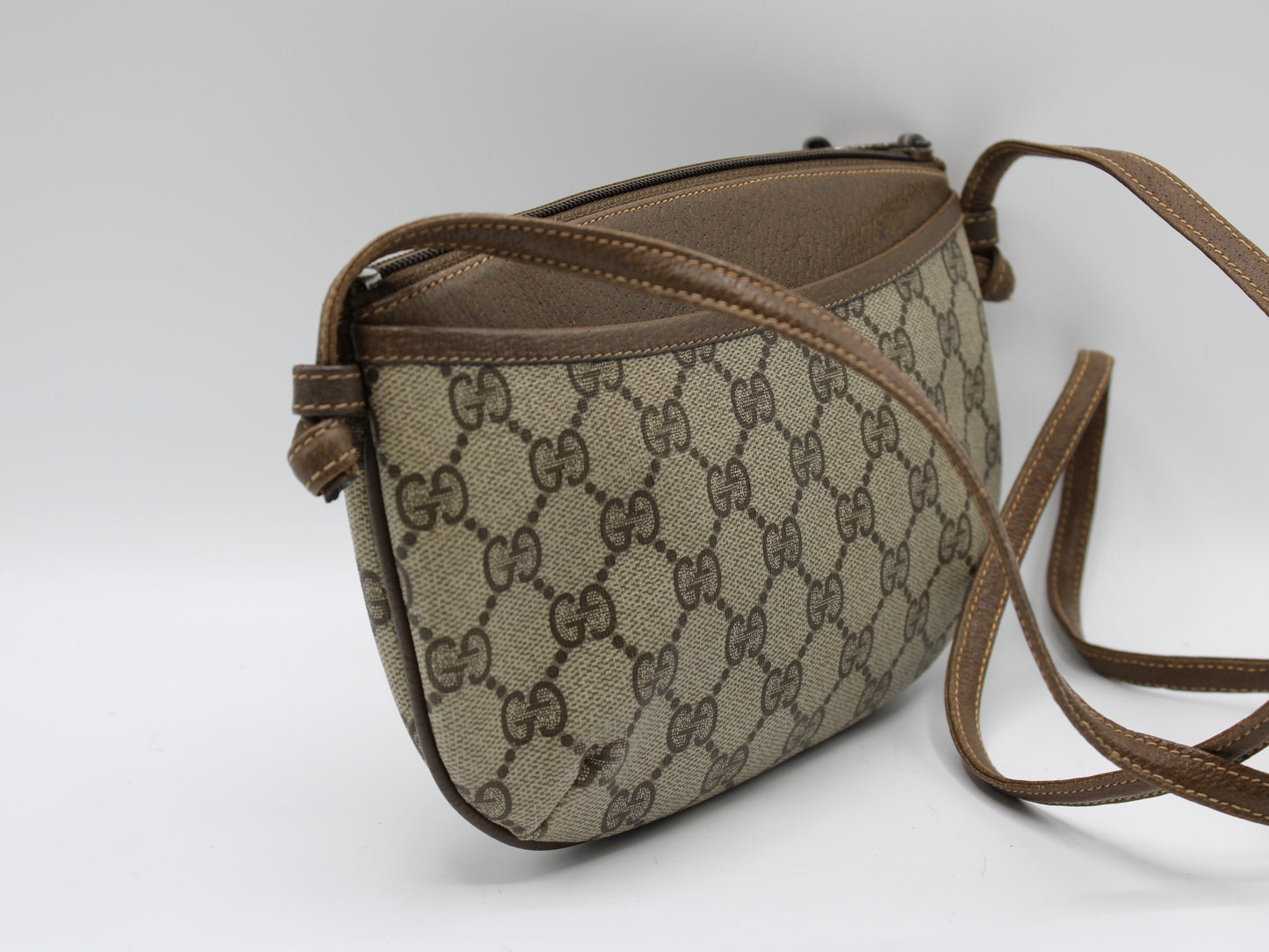 GUCCI GG Plus Brown Canvas Crossbody Bag Vintage