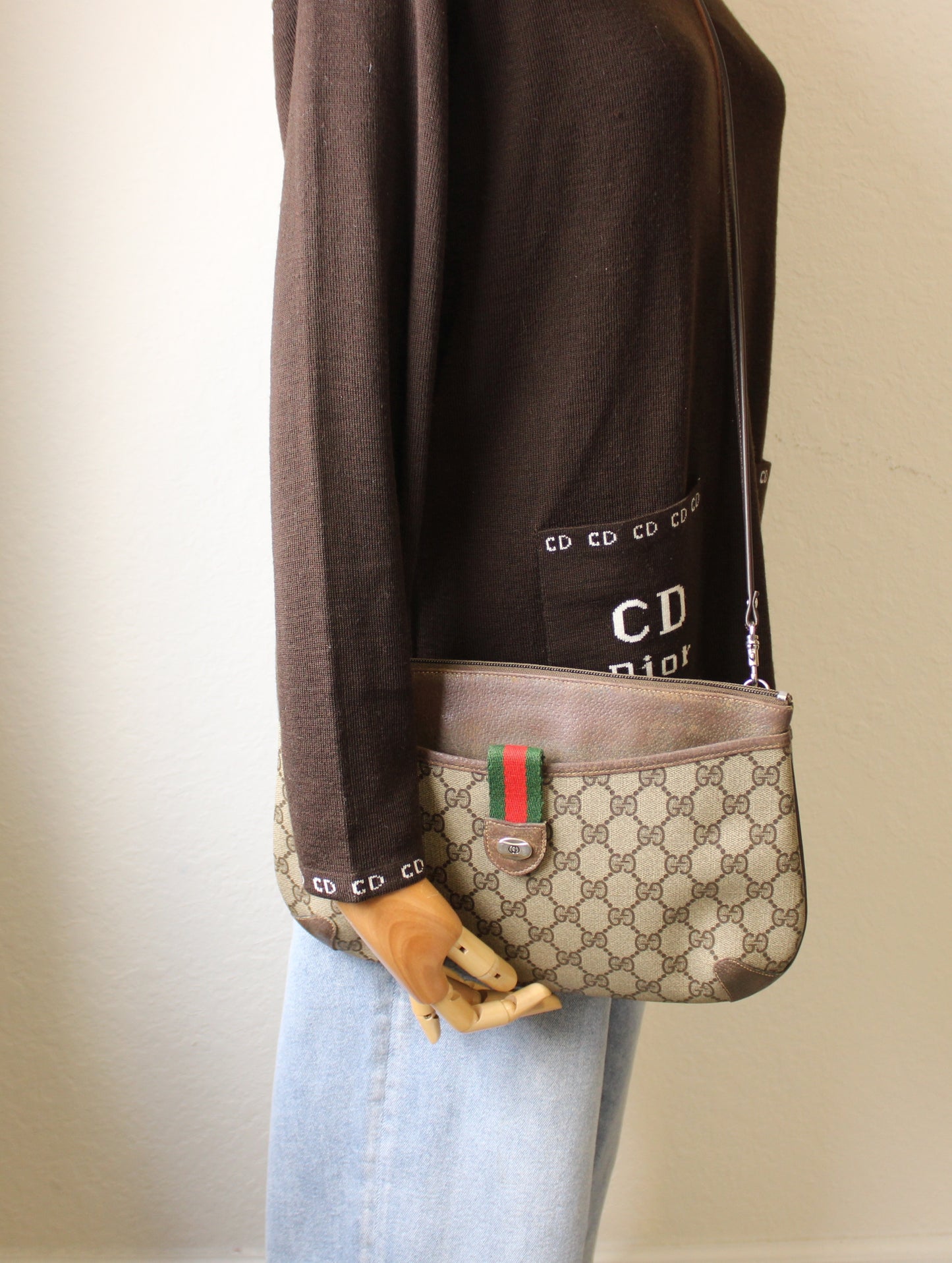 Gucci Brown Leather GG Supreme Canvas Crossbody Bag Vintage