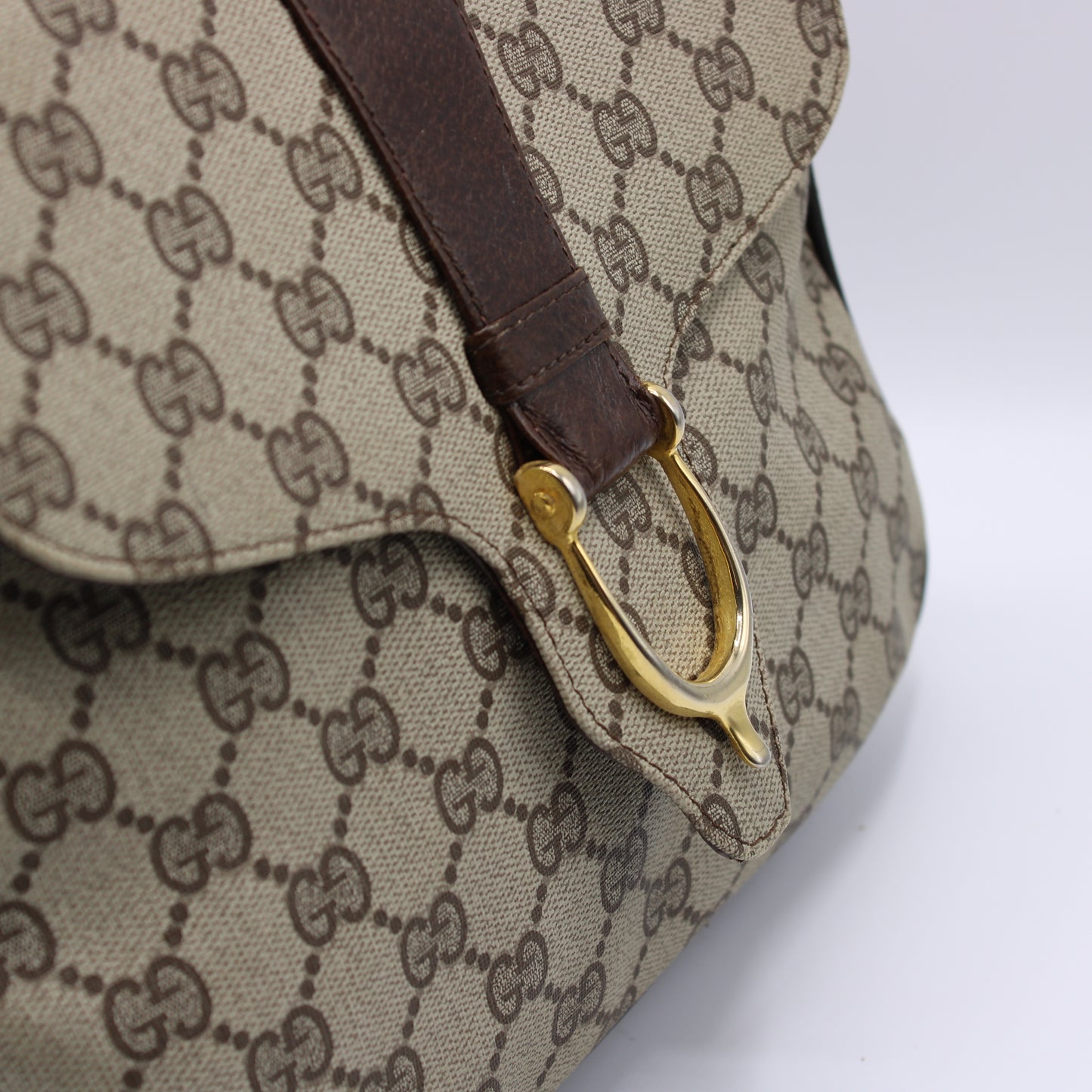 Gucci GG Brown Supreme Canvas Staple Flap Shoulder Bag Vintage