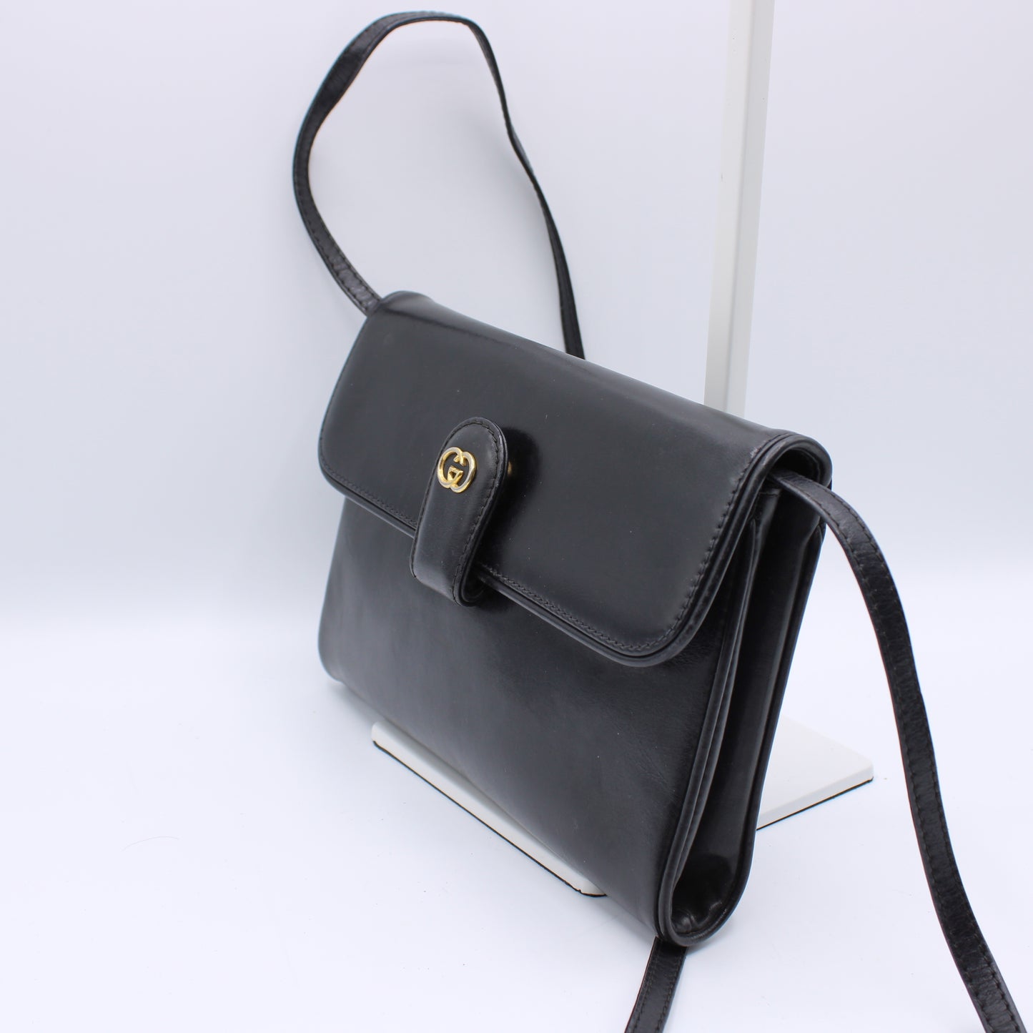 Gucci Interlocking GG Black Leather Flap Crossbody Bag Tom Ford Vintage