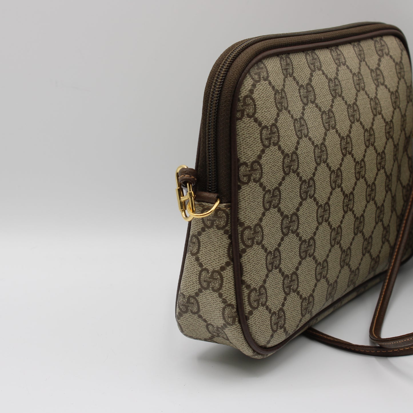 Gucci Brown GG Supreme Canvas Medium Crossbody Bag