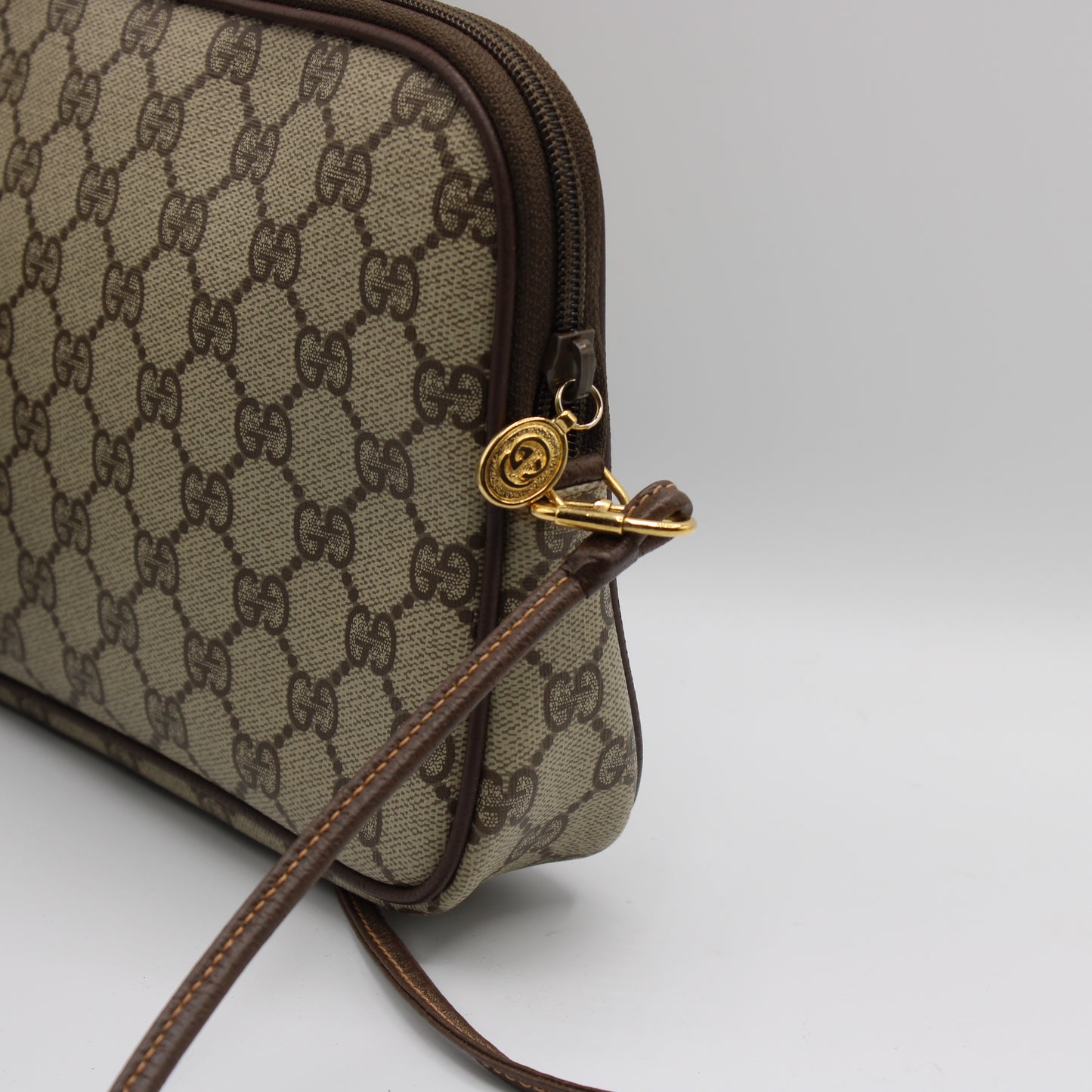 Gucci Brown GG Supreme Canvas Medium Crossbody Bag