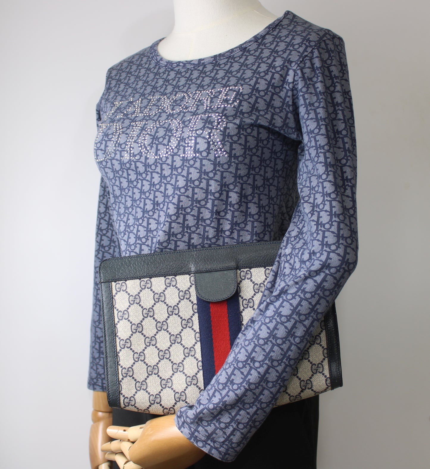 Gucci Beige GG Canvas Navy Leather Stripe Clutch Bag