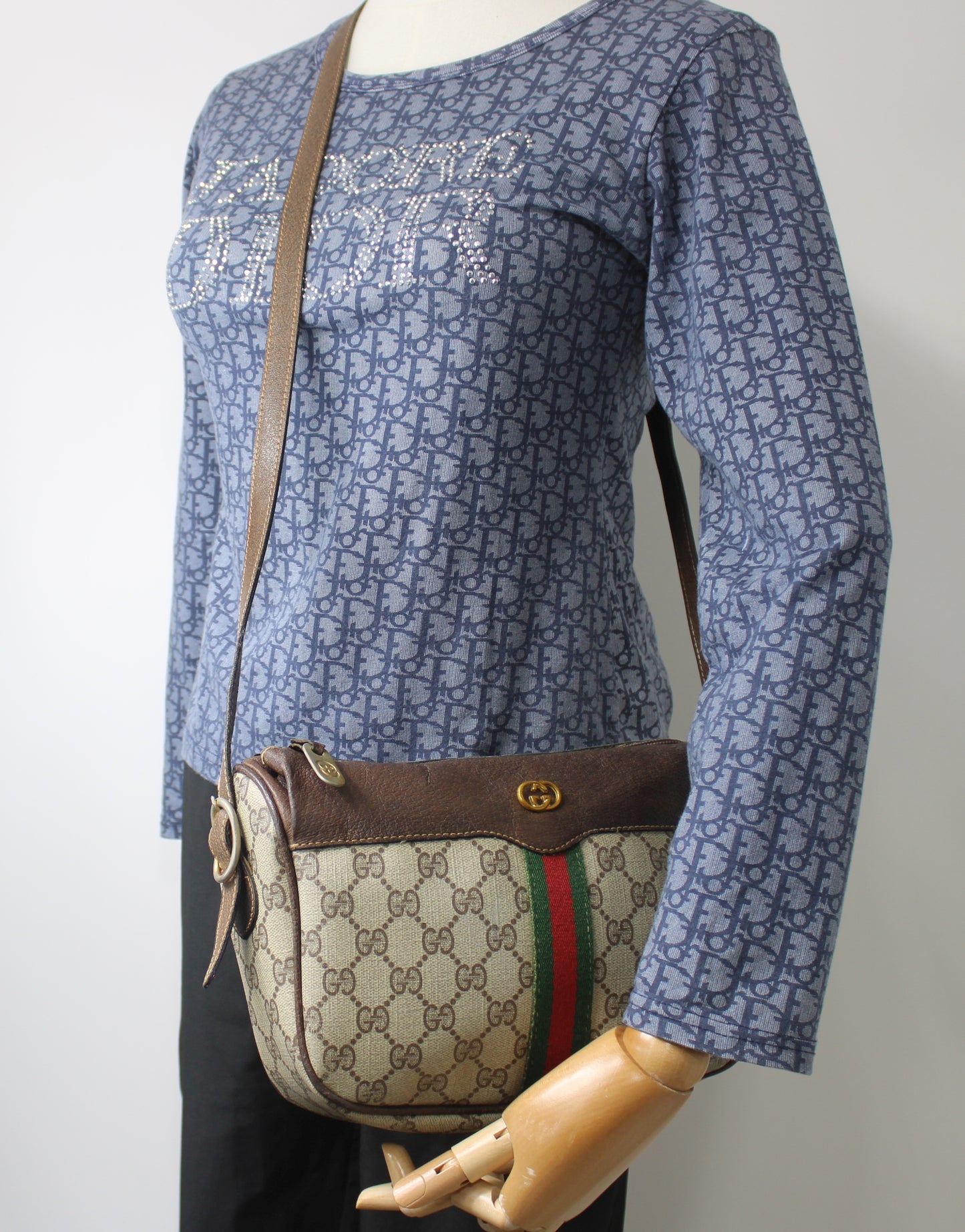 Gucci Brown Leather Trim GG Supreme Canvas Crossbody Bag