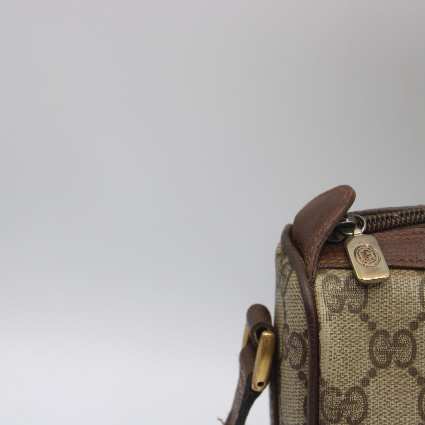 Gucci Brown GG Supreme Coated Canvas Leather Trim Crossbody Bag