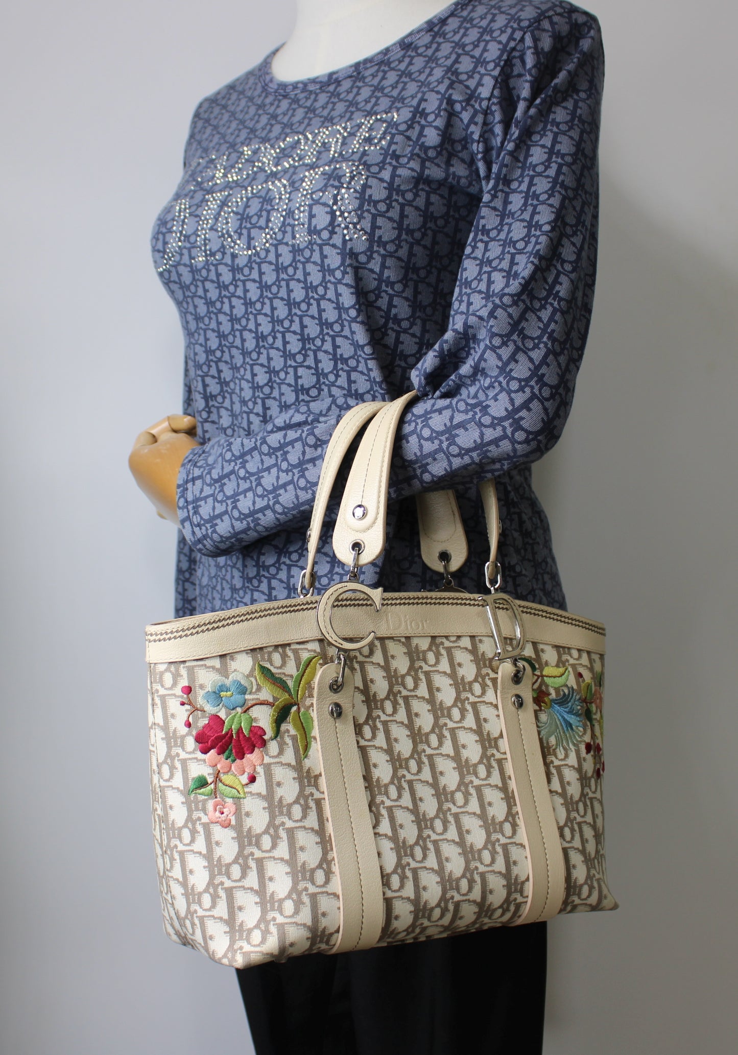 Christian Dior Beige Canvas Embroidered Oblique Floral Tote Bag