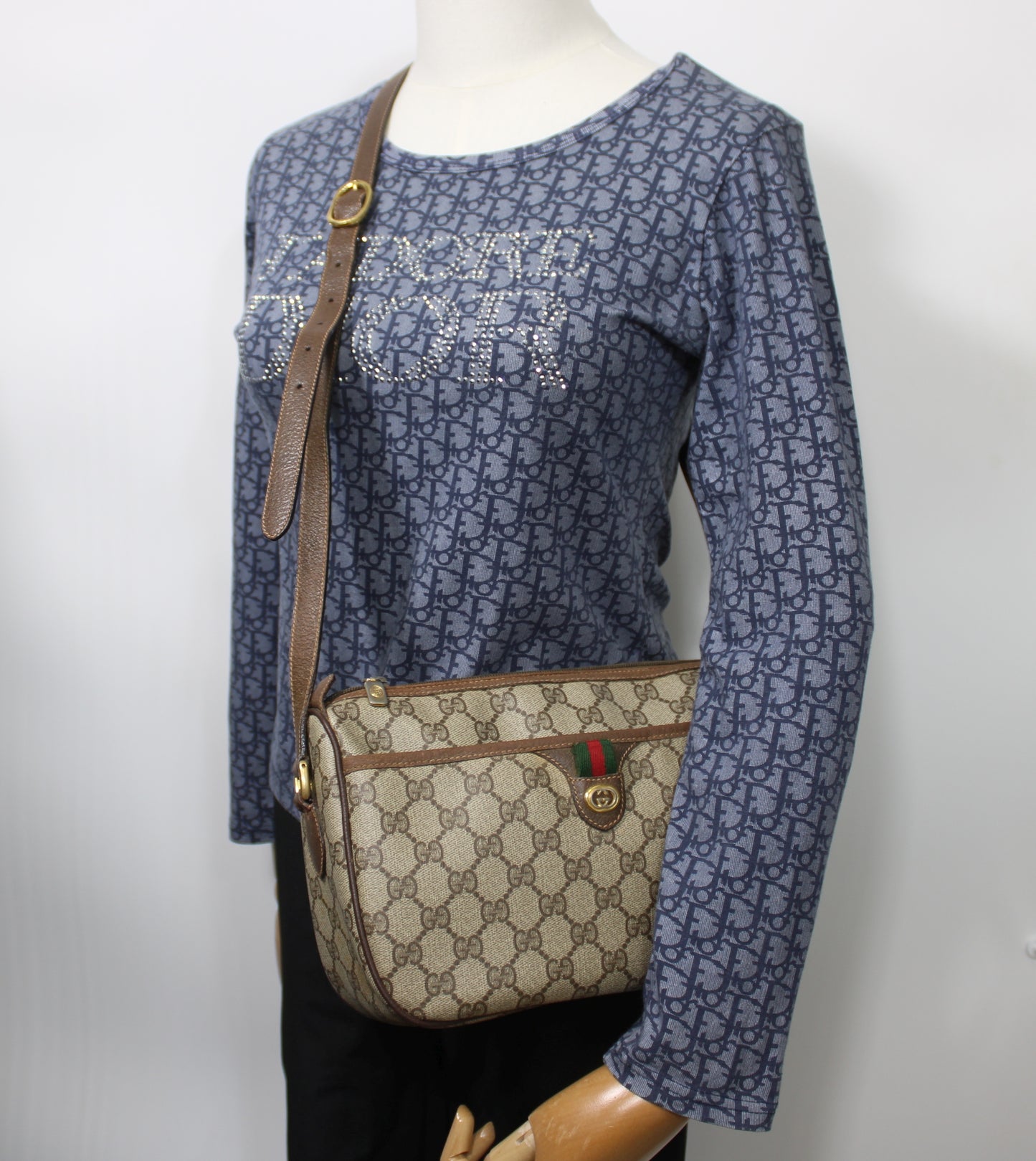 Gucci Brown GG Supreme Canvas Ophidia Leather Crossbody Bag