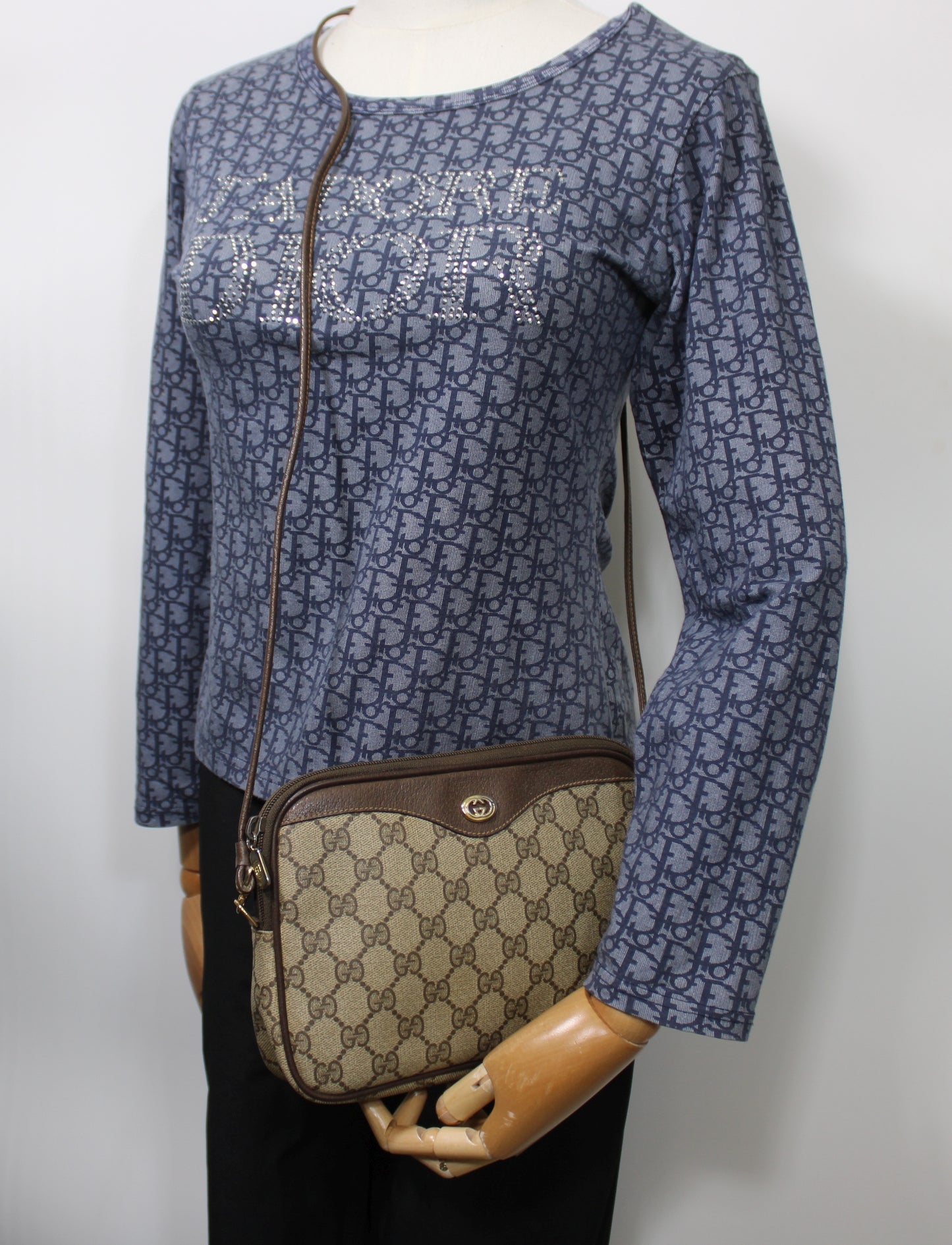 Gucci Supreme GG Canvas Crossbody Bag