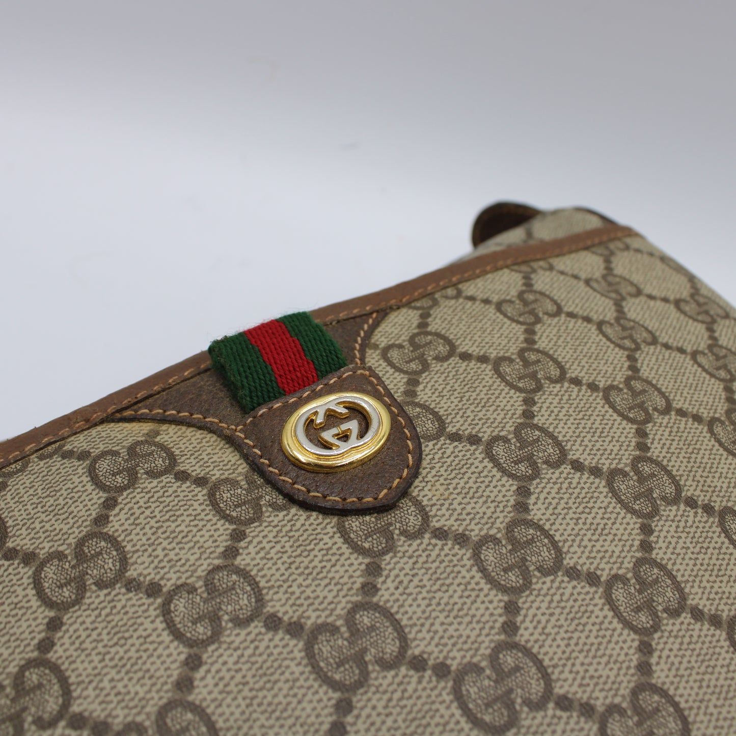 Gucci Brown GG Supreme Canvas Ophidia Leather Crossbody Bag