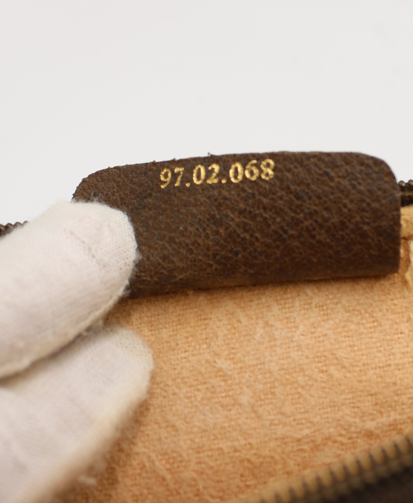 Gucci Supreme GG Canvas Crossbody Bag