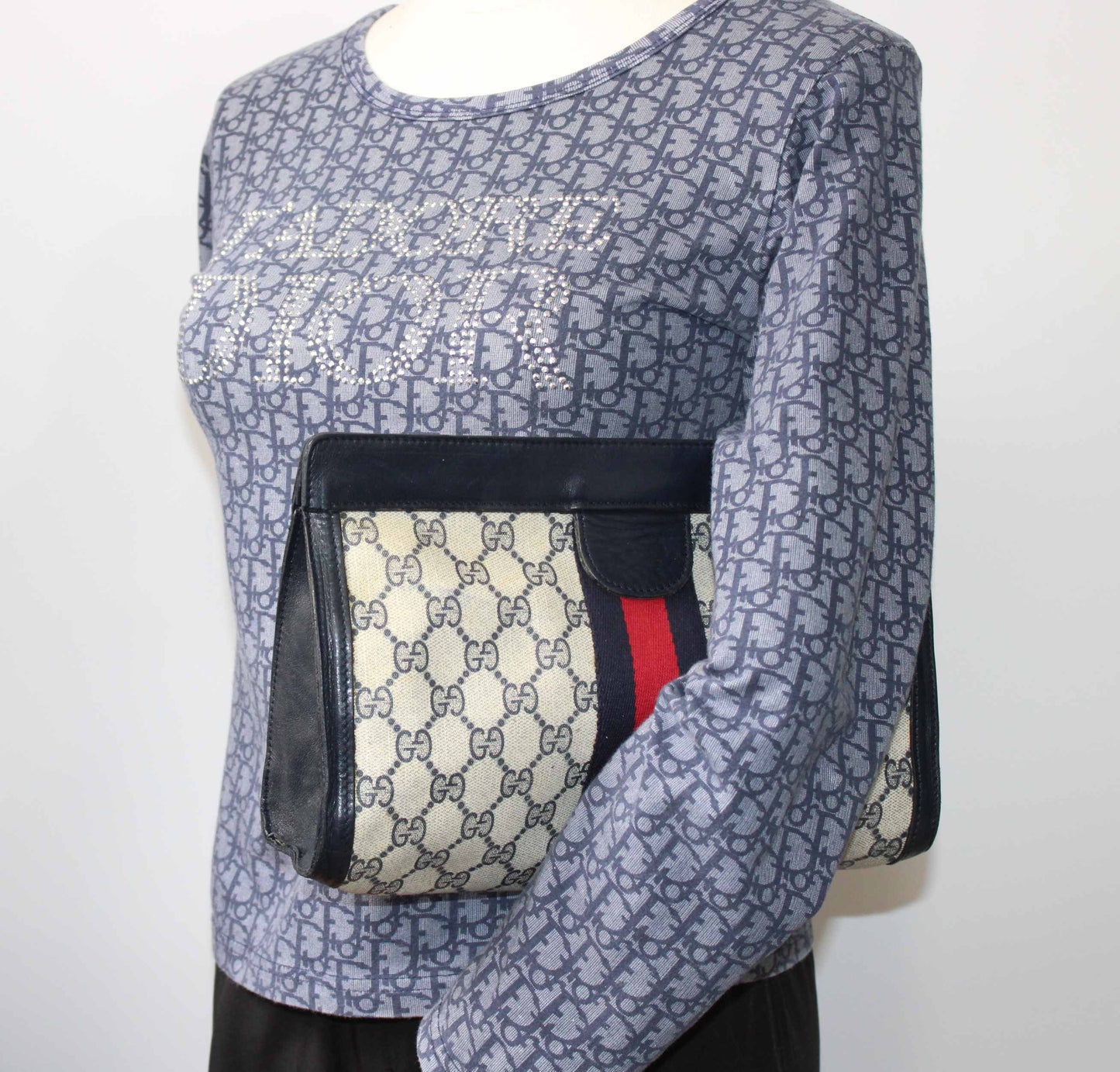Gucci Beige GG Supreme Web Stripe Leather Clutch