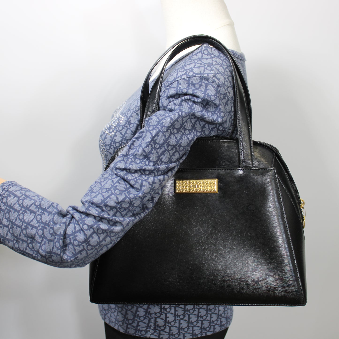 Christian Dior Black Saffiano Leather Gold Logo Shoulder Bag
