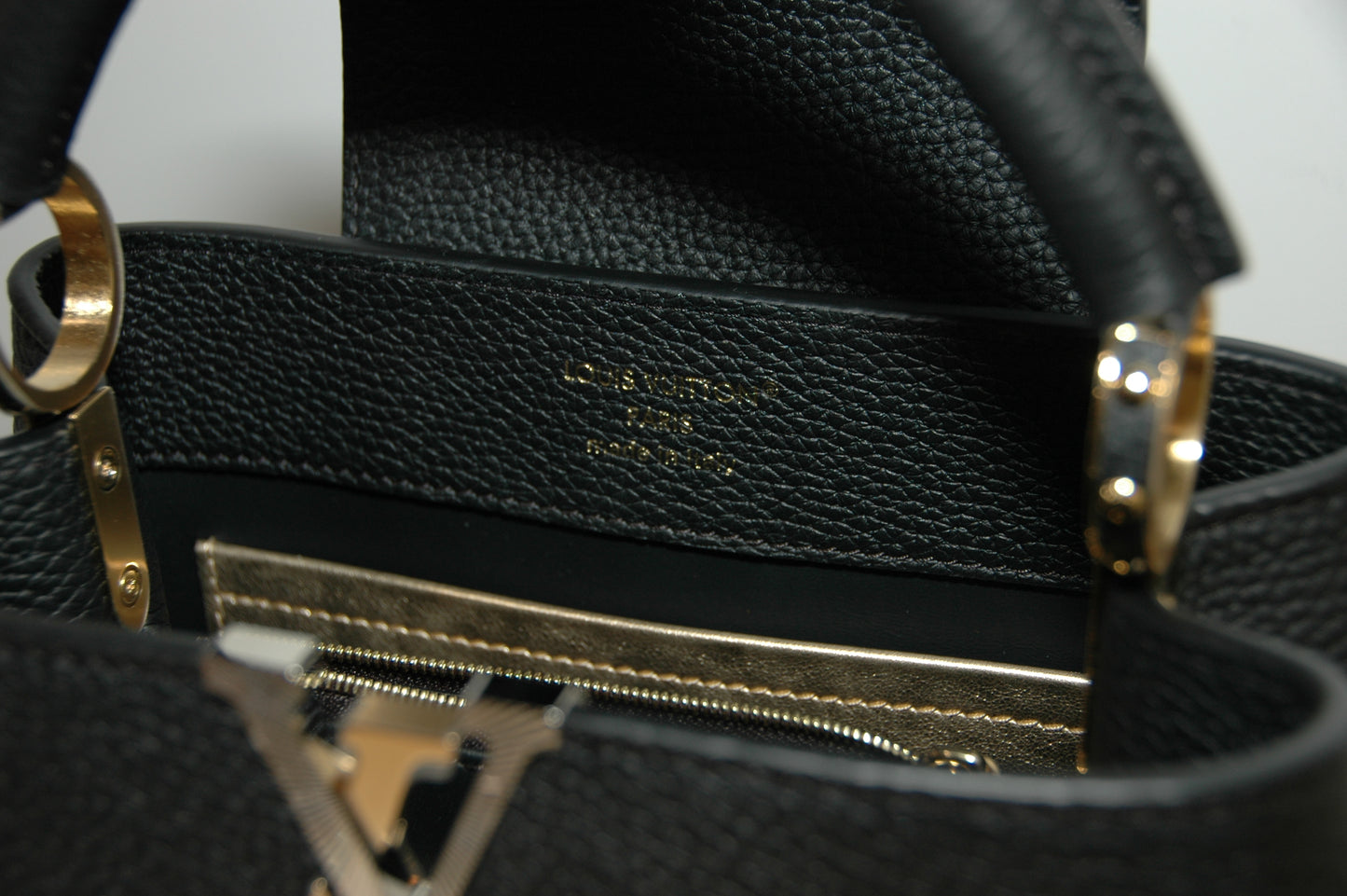 Louis Vuitton Black Taurillon Leather Capucines MM Chain On You Bag