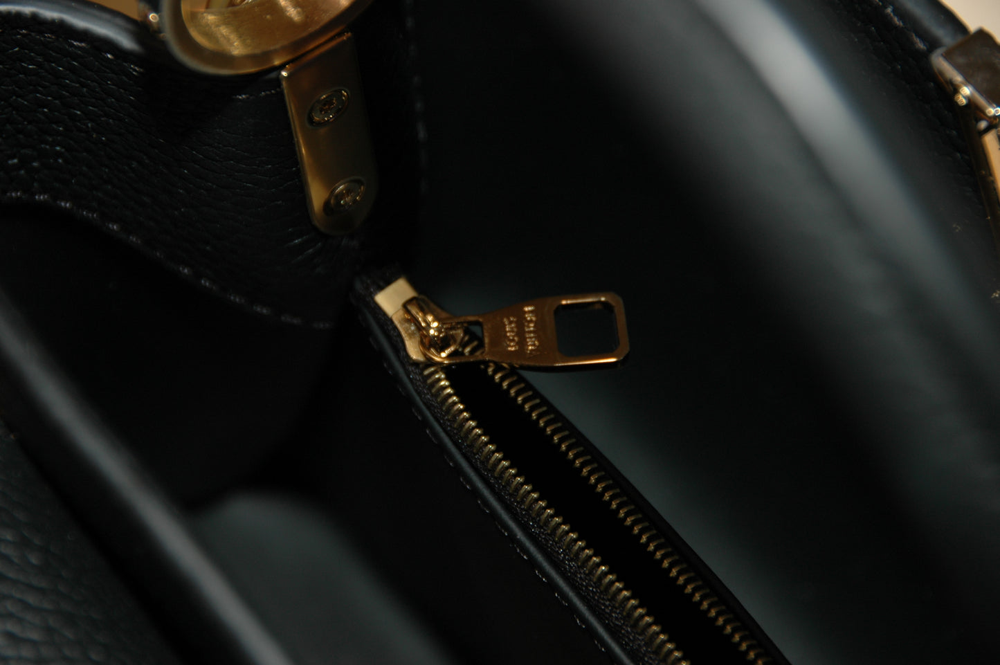 Louis Vuitton Black Taurillon Leather Capucines MM Chain On You Bag