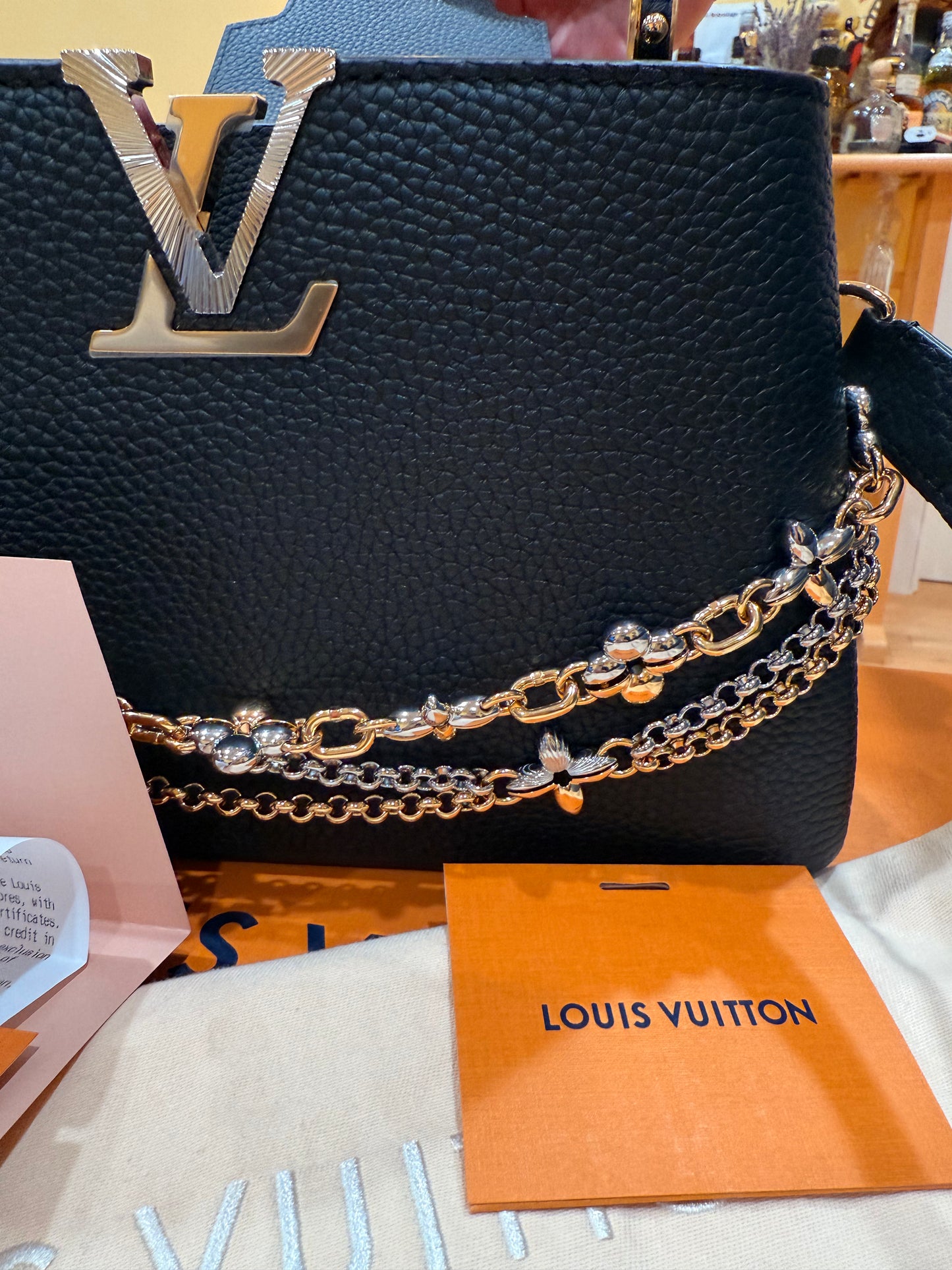 Louis Vuitton Black Taurillon Leather Capucines MM Chain On You Bag